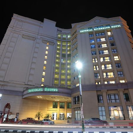 Imperial Riverbank Hotel Kuching Bagian luar foto